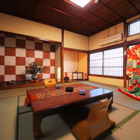 Machiya Ryokan Ichifuji Hitoyoshi Eksteriør billede